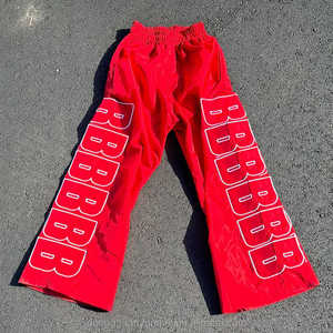 Vente en gros Pantalon évasé personnalisé pour homme Coupe-vent décontracté en nylon Pantalon de survêtement brodé Streetwear Baggy mi-élastique à jambe large - Product Image 2