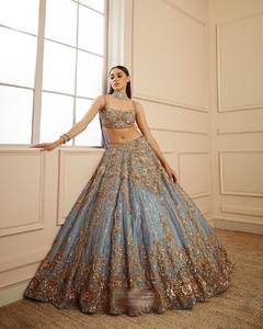 Lehenga choli ตาข่ายเนื้อนุ่มออกแบบอย่างพรีเมี่ยมพร้อมงานปักลำดับและจับคู่ dupatta สำหรับเจ้าสาวและงานรื่นเริง - Product Image 2