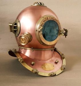 Casco de Buceo de Metal Pulido Antiguo con Ancla de 1921 |   Traje de Buceo Completo de Alta Mar, Modelo Mark V de la Marina de los Estados Unidos - Product Image 3