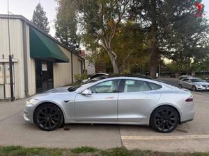 รถยนต์มือสอง Tesla Model S ปี 2018 ราคาถูก ขาย - Product Image 3