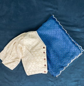 Done the Traditional Fits Wear Beautiful Work Saree Which Add Subtle Glamour to Your Celebrations Party Wear Saree - Product Image 4