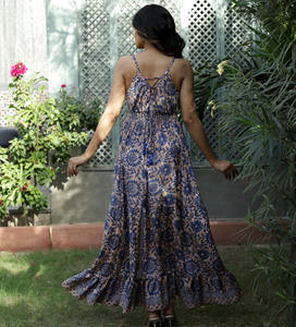 Vestido largo de mujer con estampado de seda con estampado floral llamativo, ropa de verano de espagueti, vestido largo étnico de cintura alta - Product Image 5