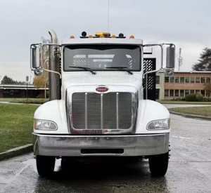 ดีที่สุด!! ราคาขายส่ง รถบรรทุก Peterbilt 330 มือสอง ปี 2020 แบบพื้นเรียบ 16 ฟุต พร้อมระบบ Roll-Off Hook Truck พวงมาลัยซ้าย/ขวา ไมล์น้อย จัดส่งทั่วโลก - Product Image 3