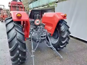 Tracteur agricole 4x4 Massey Ferguson 70 CV à transmission par engrenages, haute productivité, très vendu et en parfait état de marche - Product Image 4