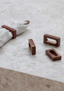 Anillo Portapañuelos de Latón con Diseño de Piña, Chapado en Oro Brillante, para Decoración de Mesa de Boda o Cena - Product Image 6