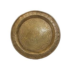 Plateaux de service en laiton artisanaux antiques Vaisselle de cuisine exclusive pour la décoration intérieure luxueuse avec touche royale dorée - Product Image 2