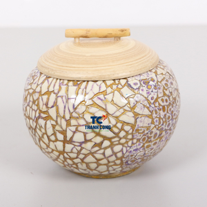 Caja de regalo de bambú con incrustaciones de cáscara de huevo, artesanía hecha a mano al por mayor, perfecta para regalo de Ramadán Eid y decoración árabe de lujo - Product Image 2