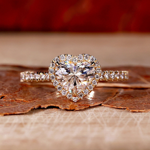 Bague de fiançailles en diamant de laboratoire en forme de cœur 1 CT, bague de mariage pavée d'halos de diamants, bague en diamant cœur, cadeau d'anniversaire - Product Image 1