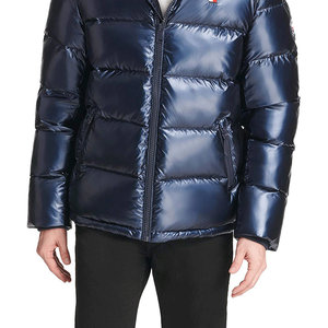Blouson matelassé standard pour homme avec poche latérale, fermeture éclair avant, manches longues, col à capuche, look décontracté, veste pour homme, vestes pour homme - Product Image 3
