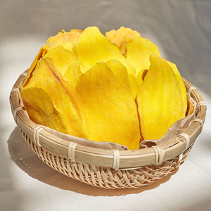 Chips de mangue de qualité snack, idéales pour l'exportation, la vente au détail et les cadeaux d'entreprise - Product Image 1