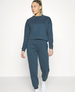 Ensemble de jogging deux pièces en coton Y2K personnalisé en vrac, ensemble de survêtements, 100% coton, ensemble de survêtements pour femmes, top court à capuche, ensembles pour femmes - Product Image 3