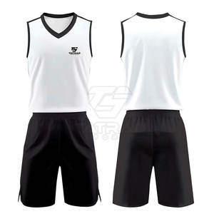 Uniforme de Baloncesto Ligero Personalizado con Camiseta y Pantalones Cortos con el Último Diseño, Secado Rápido, Transpirable, 100% Poliéster - Product Image 1