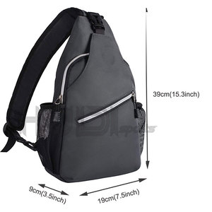Sac bandoulière pour homme au design haute performance avec coutures durables, élégant et résistant - Product Image 6