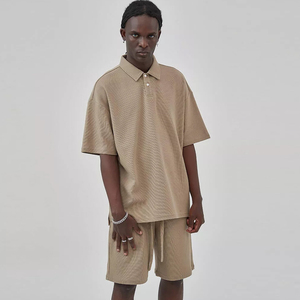 Ensemble polo et short minimaliste en gros T-shirts boutonnés surdimensionnés à coupe ample et à manches courtes à texture gaufrée, ensemble de style Streetwear - Product Image 2