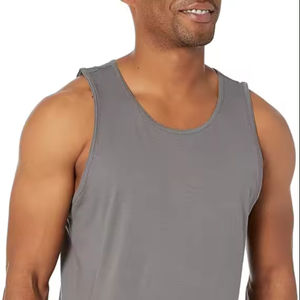 Débardeur de compression en polyester et élasthanne de haute qualité pour hommes, vêtements tricotés d'entraînement musculaire de style décontracté - Product Image 1