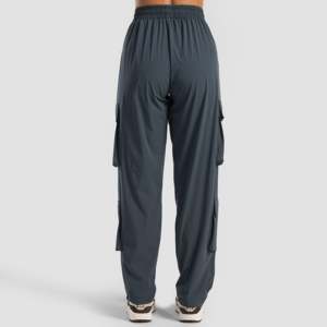 Pantalones Cargo Oxford Transpirables Gris Oscuro para Mujer, Estilo Utilitario de Cintura Media, Cierre Elástico, Técnica Arrugada, Coloreados - Product Image 3