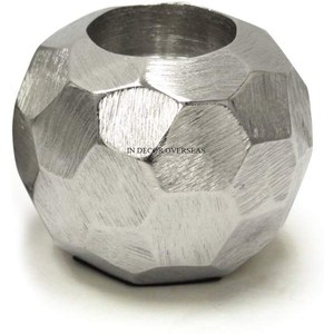 Jarrón de flores de aluminio fundido de diseño moderno elegante pulido brillante de plata de suministro directo de fábrica de La India a un precio impresionante - Product Image 2