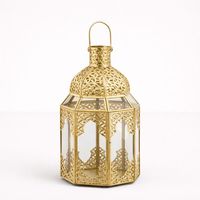 Farol de Metal Dorado Premium con Paneles de Vidrio, Diseño Marroquí Tallado, Elegante Portavelas para Decoración Festiva de Lujo para el Hogar