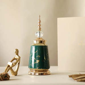 AK Latón Atractivo Tablero de metal Acabado dorado y verde Juego de 2 Centros de mesa de adorno para Decoración de mesa - Product Image 3