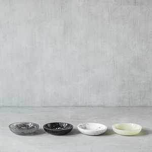 Ensemble de salle à manger en résine coulée à la main de luxe Bols et plateaux artisanaux uniques pour la décoration et les cadeaux de mariage de qualité supérieure - Product Image 6