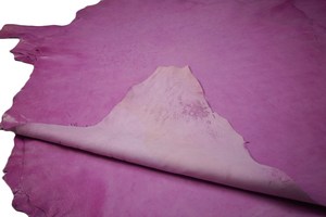 Cuero Vacuno Teñido de Púrpura, Cuero Genuino con Acabado Suave para Bolsos, Zapatos, Manualidades, Tapicería, Cuero para Artículos de Lujo - Product Image 3