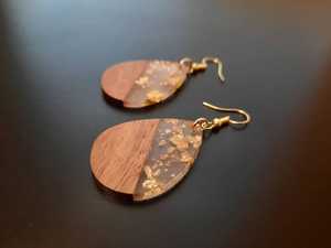 Bijoux minimalistes écologiques d'ange de goujons de résine d'art moderne pour des femmes - Product Image 5