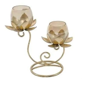 Portavelas de Metal con Forma de Hoja, Grabado a Mano, Acabado Dorado de Alta Calidad, para Decoración de Bodas y Fiestas en Casa - Product Image 4