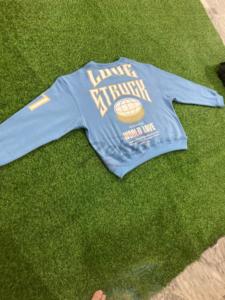 เสื้อครอปแขนยาวคอกลมสำหรับผู้ชายผู้หญิง100% ผ้าฝ้ายพิมพ์โลโก้ได้ตามต้องการ - Product Image 4