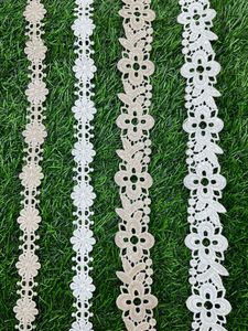 Hecho a medida con cordones bordados de color blanco de diseño abstracto con borde de hoja de 1 pulgada diseñado para fines de reventa. - Product Image 4