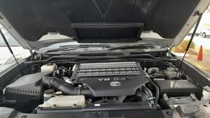 Toyota LandCruiser Prado 150 RHD Tx 2.7L Automatique Neuf 4x4 Réf 2387 Voiture Neuve Jamais Immatriculée - Product Image 4