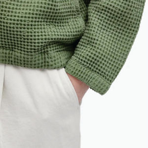 Veste gaufrée tendance pour homme-de haute qualité, confortable et parfaite pour les tenues décontractées et quotidiennes - Product Image 4