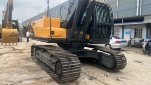 Excavadora de cadenas Hyundai 210-7 usada, original de Corea, 21 toneladas, en buen estado, Hyundai R210-7 para construcción - Product Image 3
