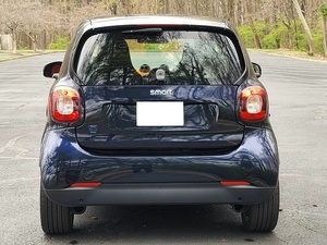 Gran Oferta, Excelente Estado: Smart Fortwo Eléctrico 2018, Listo para Enviar - Product Image 5