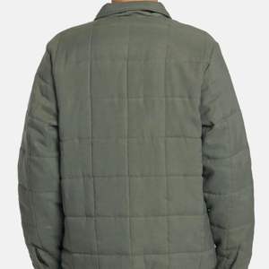 Veste matelassée légère pour homme-Chaude et résistante à l'eau, parfaite pour les activités d'hiver et de plein air - Product Image 4