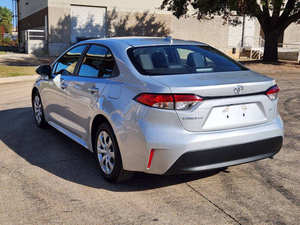 Corolla LE 2024, Sedán 4 Puertas, Usado, Asientos de Cuero, Cámara Trasera, Techo Corredizo, Faros LED, Volante a la Izquierda, Venta al Por Mayor - Product Image 2