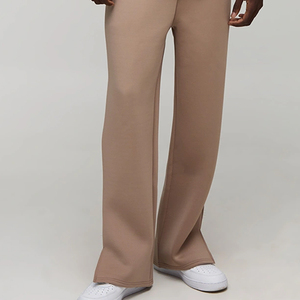 Survêtement pour homme en coton/polyester durable, respirant, avec logo personnalisé imprimé, coupe ample pour plus de confort, prix abordable. - Product Image 4