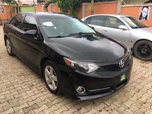 Utilisé pour Camry XSE Turbo FWD R16 avec sièges en cuir de toit noir Intérieur léger 2020 - Product Image 6