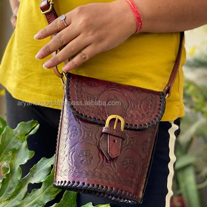 Sac à bandoulière en cuir de cowboy pour femmes, sacoche Unique faite à la main, à épaule, nouvelle collection - Product Image 3