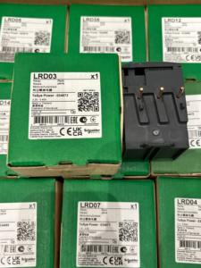 Schneiders TeSys Deca LRD03 0,25-0.4A clase 10A Categoría MV y HV Contactores de voltaje Producto eléctrico Protección del motor - Product Image 3