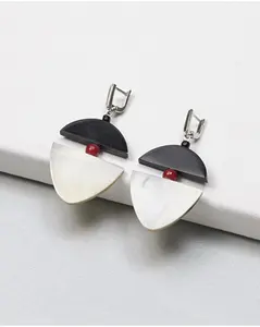 Conjunto de pendientes de cuerno de vaca Vintage hechos a mano para mujer, hecho a mano Natural cuerno de búfalo, artesanías de animales náuticos blancos pulidos - Product Image 4