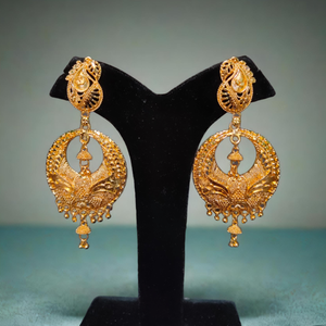 ชุดต่างหูพร้อมดีไซน์แบบดั้งเดิมต่างหูชุบทอง22CT แบบ Jhumka สำหรับผู้หญิง - Product Image 1