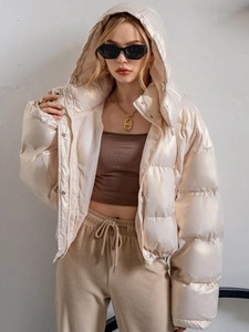 Chaqueta de Invierno Corta para Mujer, los Más Vendidos al por Mayor, Precio de Fábrica, Chaqueta Acolchada Juvenil para Mujer - Product Image 4