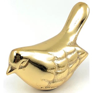 Sculpture d'oiseau en métal doré radiant Pièce maîtresse de table artistique artisanale Accent décoratif unique pour les maisons modernes - Product Image 1