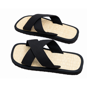 รองเท้าแตะแพลตฟอร์มอบเชยเอเวอร์กรีนอินเทรนด์ใหม่สายไขว้สวมใส่สบายกันลื่นระบายอากาศออกแบบมาสำหรับการนวดเท้าในฤดูร้อน - Product Image 3