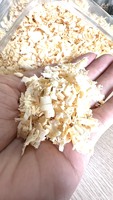 Yüksek Kaliteli Çam Talaşı Çubukları 1-5cm Çapında 15kg/25kg Vietnam Isıtma Sistemi Yakıtı Çok Uygun Fiyatlı Phuoc Linh Markası