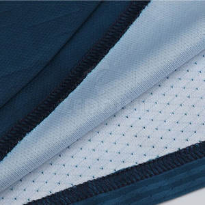 Uniformes de fútbol personalizados 2025 Conjuntos de ropa de equipo de último diseño para la temporada de invierno - Product Image 5