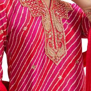 Conjunto de Sharara bordado Leheriya Chinon rosa al por mayor para recepción festiva de ropa de fiesta de boda y pedidos étnicos personalizados - Product Image 3