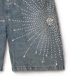 Shorts de luxe pour hommes en strass Shorts personnalisés pour hommes en strass Hip Hop Bling Streetwear - Product Image 5
