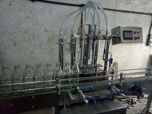 Máquina Llenadora Automática Multicabezal Servocontrolada Más Vendida para Botellas y Envases, Utilizada para Leche y Jugos, Disponible para la Venta - Product Image 6