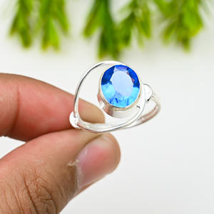 Bague ovale en argent sterling plaqué, créée par Ruby Lab, 10x14mm, bijoux de fête, design élégant et luxueux - Product Image 2